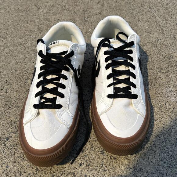 Converse Other - Converse Men’s Fashion Sport Casual Sneakers Size M 8.5 / W 10 Shoes